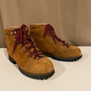 Vintage Vasque Women's Mountaineering‎ Boots - Made in Italy, Size 8-8.5